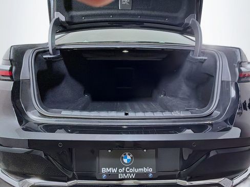 Used 2025 BMW 740i xDrive 740i xDrive image 29
