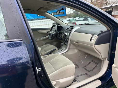 Used 2012 Toyota Corolla LE image 18