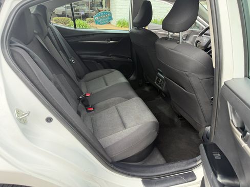 Used 2025 Toyota Camry LE FWD image 11