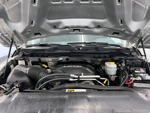 Used 2018 RAM 3500 Tradesman w/ Chrome Appearance Group AWD/4WD image 29