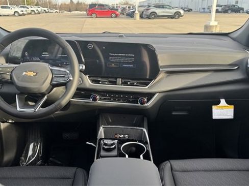 New 2026 Chevrolet Equinox LT w/ Convenience Package II image 15