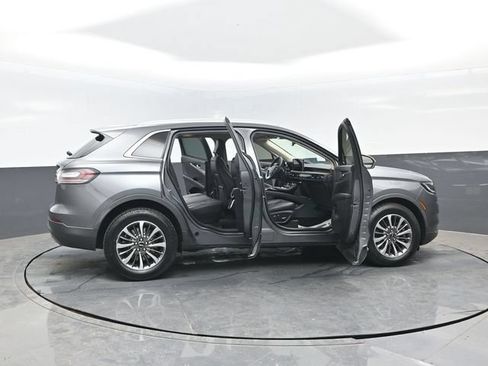 Used 2022 Lincoln Nautilus Reserve w/ Class II Trailer Tow Package AWD/4WD image 28