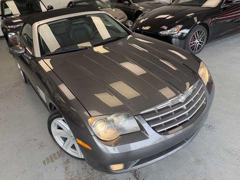 Used 2005 Chrysler Crossfire Limited RWD image 9