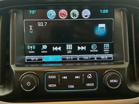 Used 2017 Chevrolet Colorado Z71 AWD/4WD image 19