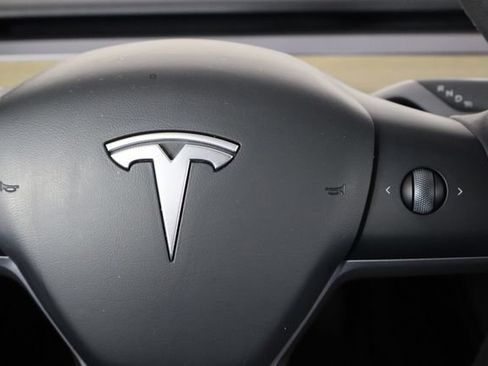 Used 2023 Tesla Model 3 Standard Range RWD image 10
