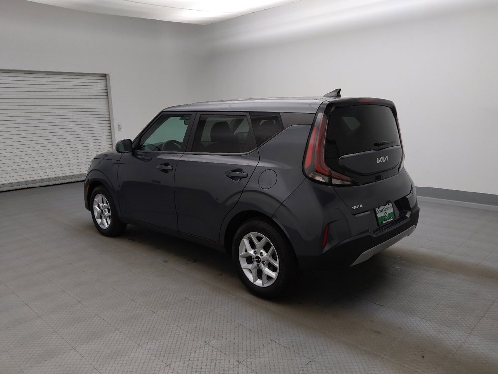 Used 2024 Kia Soul LX w/ Option Group 015 FWD image 3