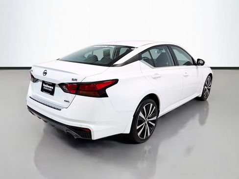 Used 2021 Nissan Altima 2.5 SR AWD/4WD image 9