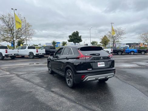Used 2023 Mitsubishi Eclipse Cross SE image 6
