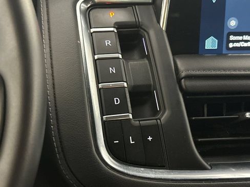 Used 2024 Chevrolet Suburban LT AWD/4WD image 22