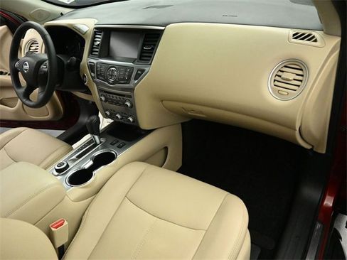 Used 2018 Nissan Pathfinder SL w/ SL Premium Package image 30