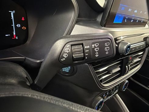 Certified 2025 Ford Escape Active AWD/4WD image 20