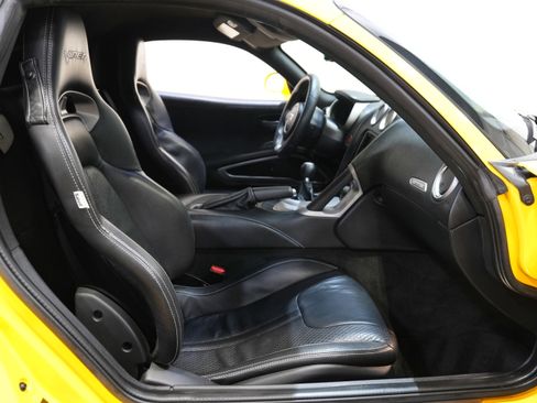 Used 2013 SRT Viper GTS w/ GTS Laguna Interior Pkg image 33