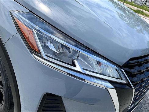 Used 2023 Nissan Kicks SV FWD image 27