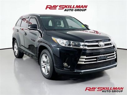 Used 2017 Toyota Highlander Limited