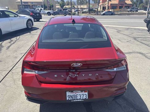 Used 2023 Hyundai Elantra SEL w/ Convenience Package FWD image 7