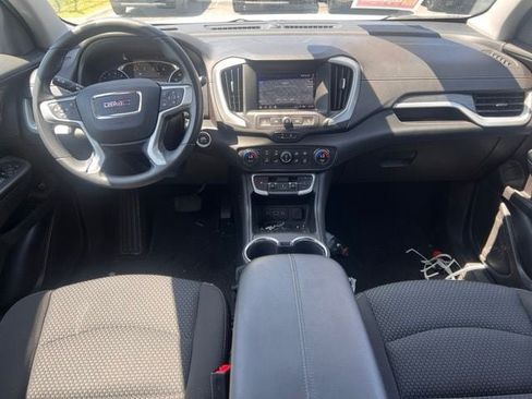Used 2023 GMC Terrain SLE w/ Driver Convenience Package AWD/4WD image 11