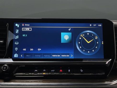 Used 2024 Chevrolet Silverado 1500 RST image 19