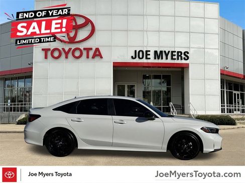 Used 2025 Honda Civic Sport image 4