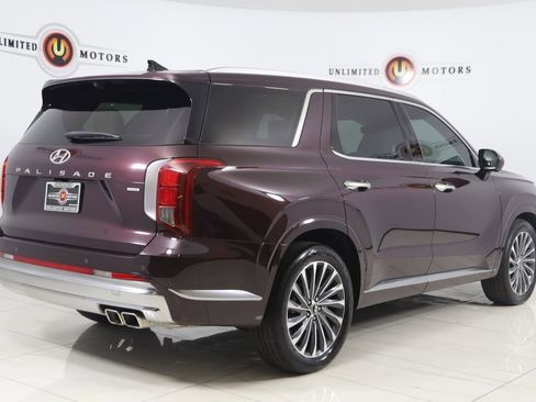 Used 2024 Hyundai Palisade Calligraphy AWD/4WD image 3