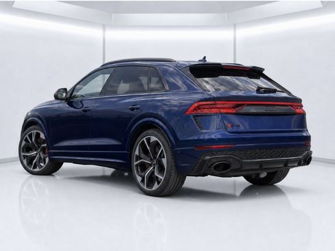 Certified 2022 Audi RS Q8 w/ Carbon Optic Package AWD/4WD image 7