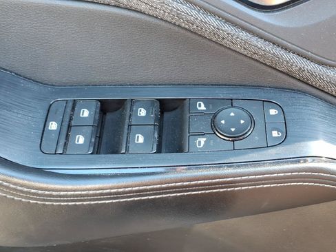 Used 2021 Nissan Rogue SV AWD/4WD image 24