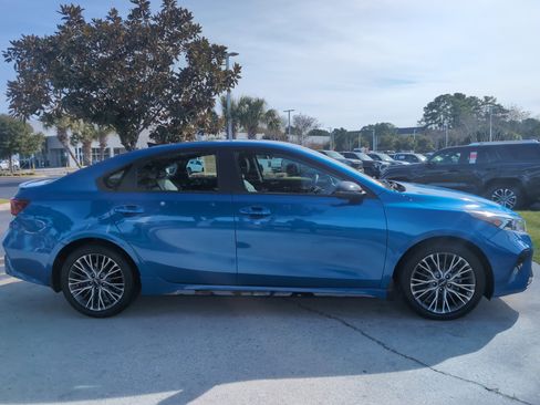 Used 2022 Kia Forte GT-Line w/ GT-Line Technology Package image 11