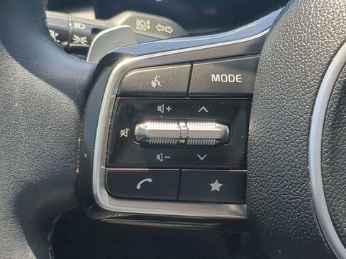 Used 2025 Kia Sorento SX Prestige image 13