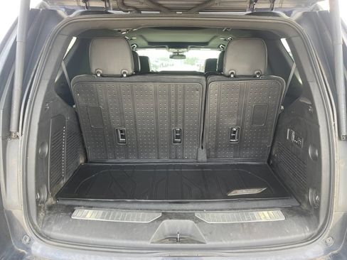 Used 2023 Chevrolet Tahoe RST w/ Luxury Package RWD image 18