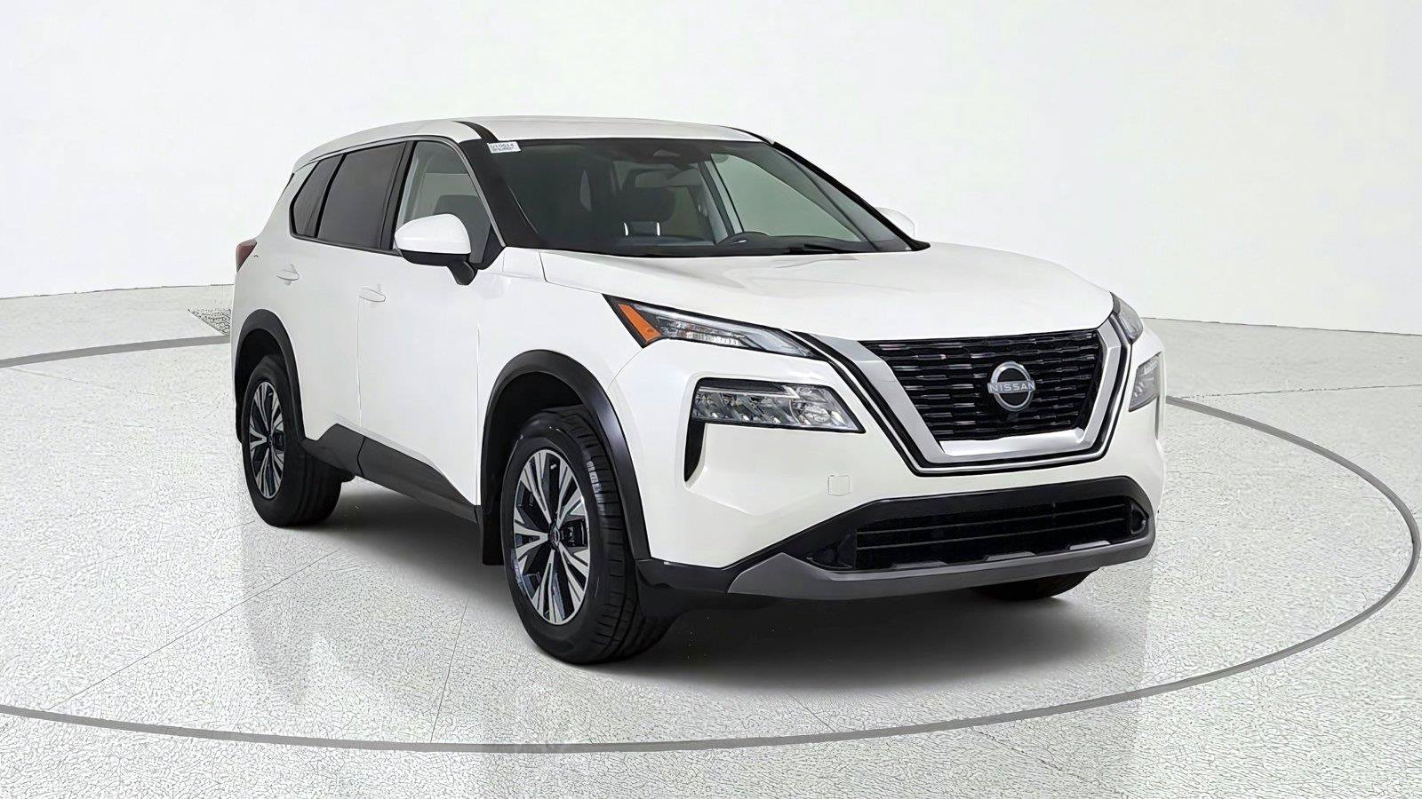 Used 2023 Nissan Rogue SV FWD image 1