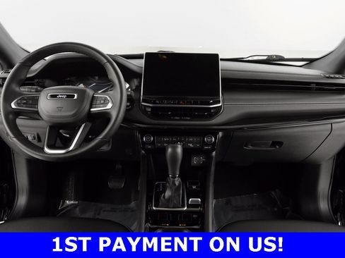 Certified 2022 Jeep Compass Altitude w/ Convenience Group image 2