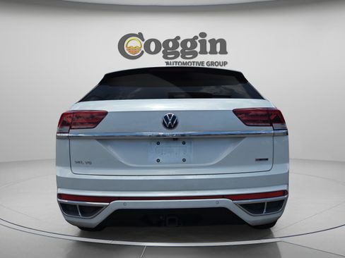 Used 2022 Volkswagen Atlas Cross Sport SEL Premium R-Line AWD/4WD image 4