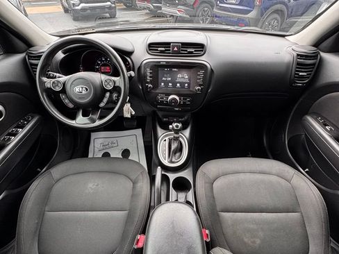 Used 2018 Kia Soul + FWD image 15