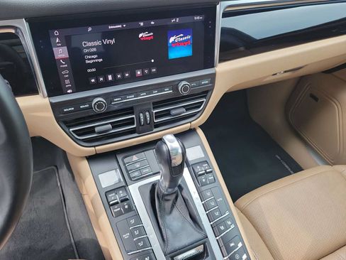 Used 2020 Porsche Macan S AWD/4WD image 31