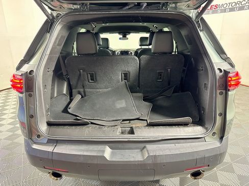 Used 2022 Chevrolet Traverse LT AWD/4WD image 24