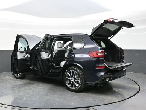 Used 2023 BMW X5 xDrive40i w/ M Sport Package AWD/4WD image 44