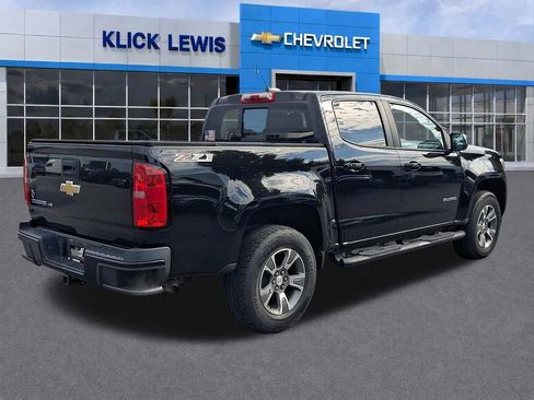 Used 2018 Chevrolet Colorado Z71 w/ LPO, Premium Interior Package AWD/4WD image 7