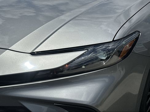 Used 2026 Toyota Camry SE w/ Multimedia Upgrade Package FWD image 11