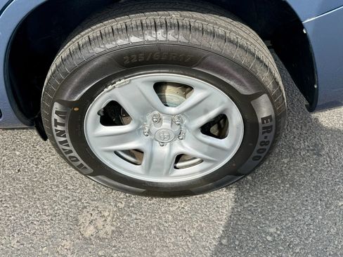 Used 2007 Toyota RAV4 4WD image 18