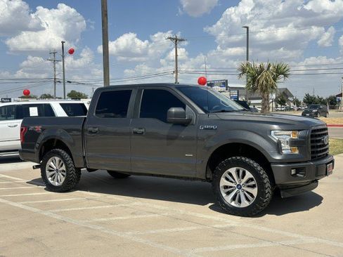 Used 2017 Ford F150 XL w/ Equipment Group 101A Mid AWD/4WD image 4