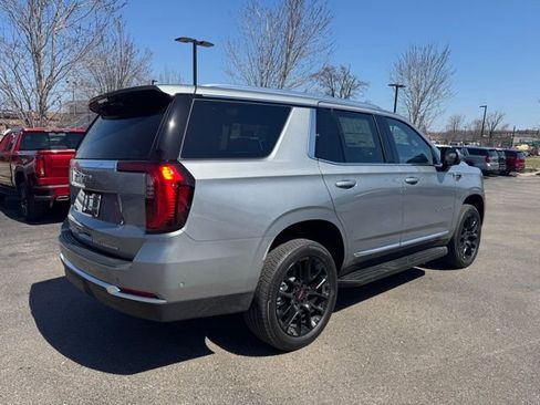 New 2026 GMC Yukon Elevation w/ Elevation Premium Package AWD/4WD image 7