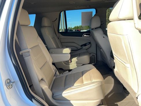 Used 2019 GMC Yukon Denali w/ Denali Ultimate Package image 28