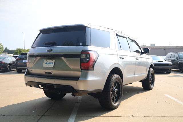 Used 2021 Ford Expedition Limited AWD/4WD image 6