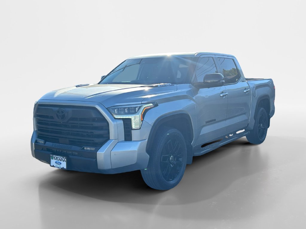 Used 2024 Toyota Tundra Limited AWD/4WD image 2