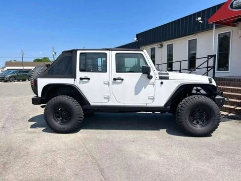Used 2008 Jeep Wrangler Unlimited X w/ Trailer Tow Group AWD/4WD image 6