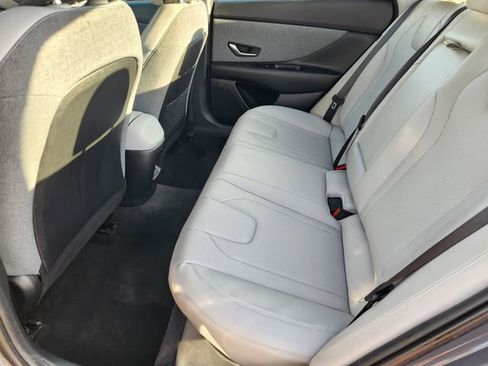 Used 2024 Hyundai Elantra Limited FWD image 30
