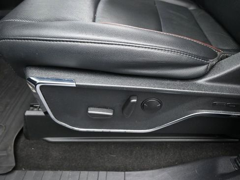 Used 2022 Ford F150 Lariat w/ Max Trailer Tow Package image 10