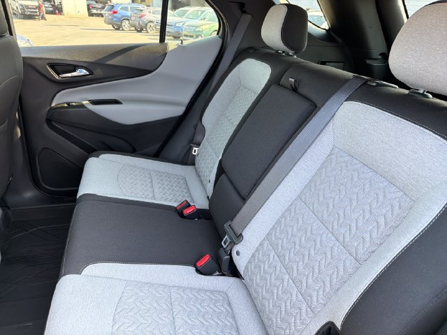 Used 2024 Chevrolet Equinox LT FWD image 22