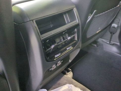 New 2025 Jeep Grand Cherokee Laredo X image 18