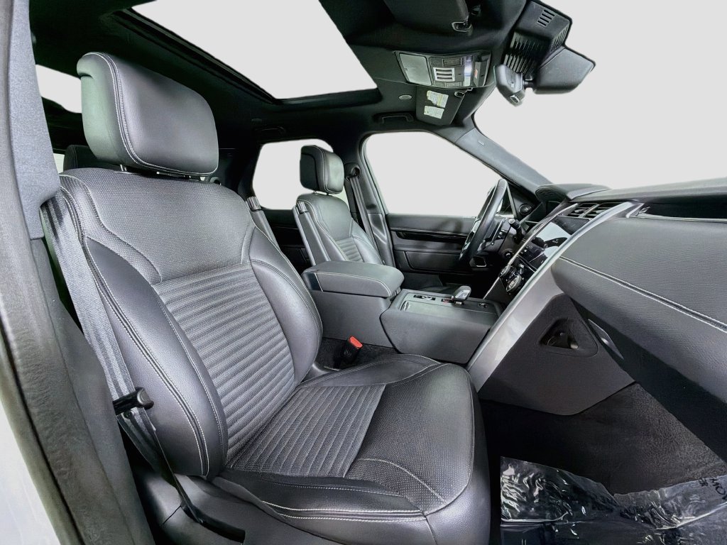 Certified 2023 Land Rover Discovery S R-Dynamic AWD/4WD image 30