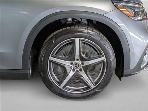 Certified 2023 Mercedes-Benz EQE 350+ SUV image 23